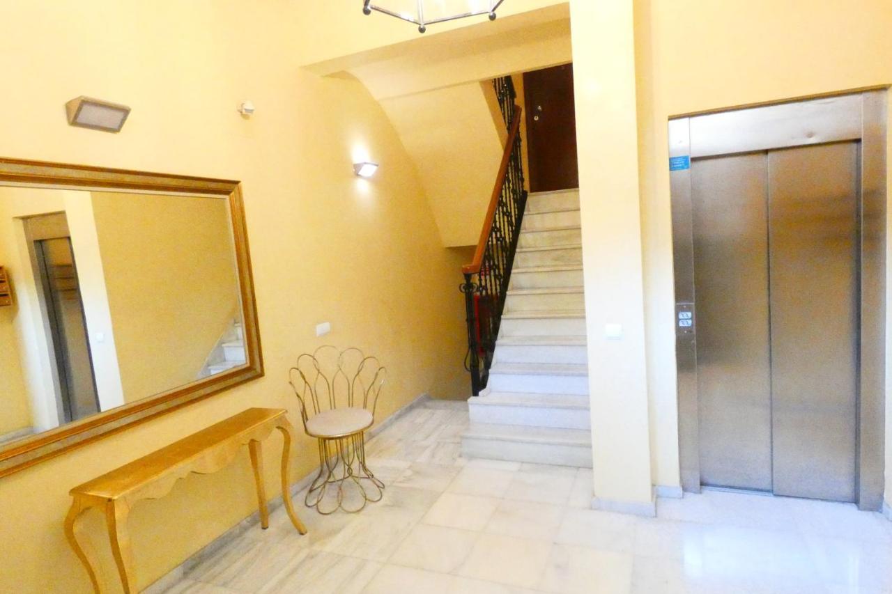 Homeyseville-Luxury Apartment Arenal 6 Pax, Parking Optional Exterior foto
